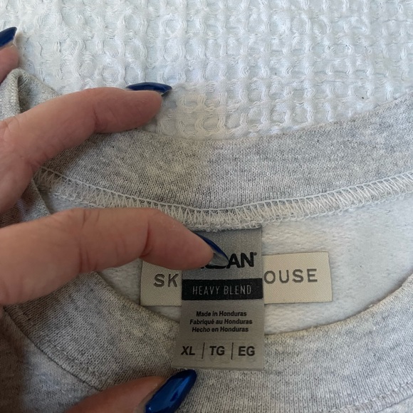 SKULLHOUSE graphic crewneck sweatshirt - Picture 2 of 4